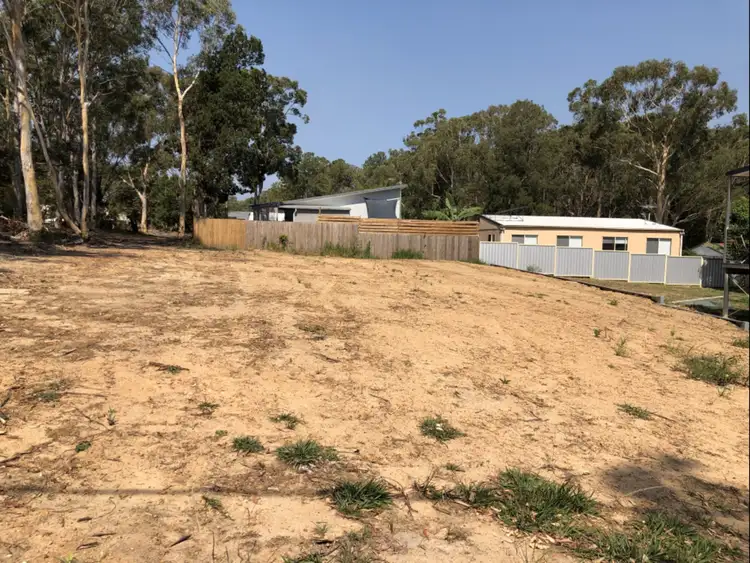 10 Heron Street, Macleay Island QLD 4184