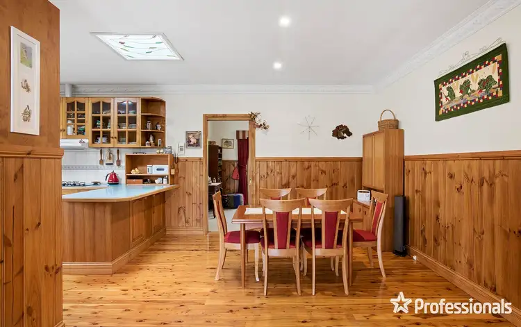 Fourth view of Homely house listing, 2/18 Pascoe Avenue, Croydon VIC 3136