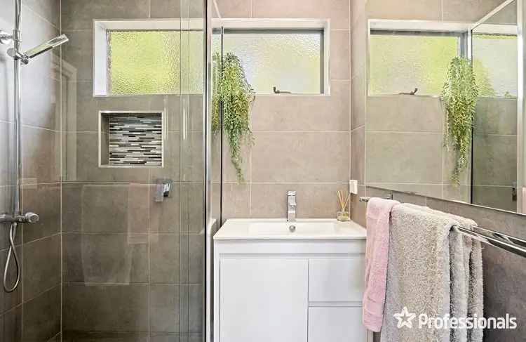 Sixth view of Homely house listing, 12a Anglo Court, Mooroolbark VIC 3138