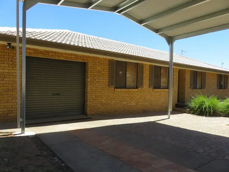 3 Chablis Close