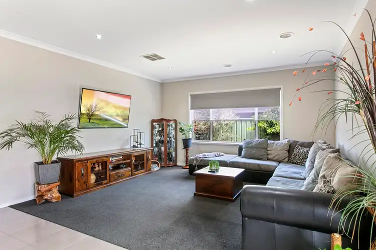 Fifth view of Homely house listing, 8 Creekview Place, Ascot VIC 3551