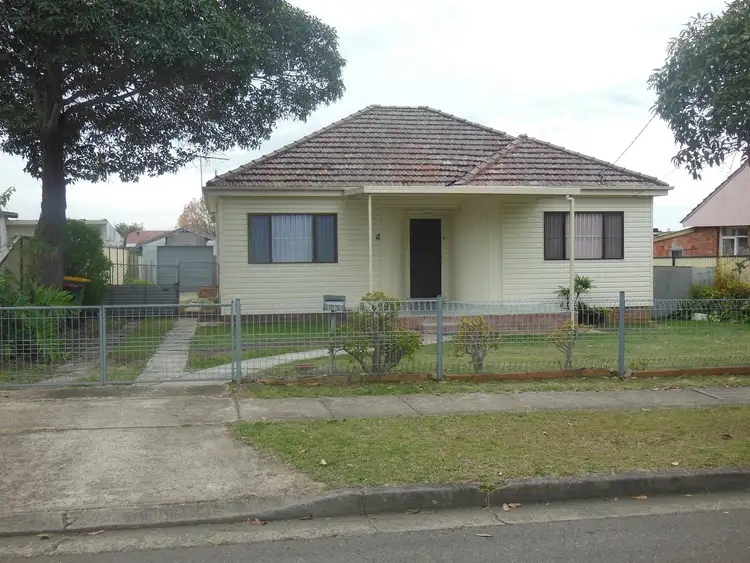 4 Jocelyn Street, Chester Hill NSW 2162