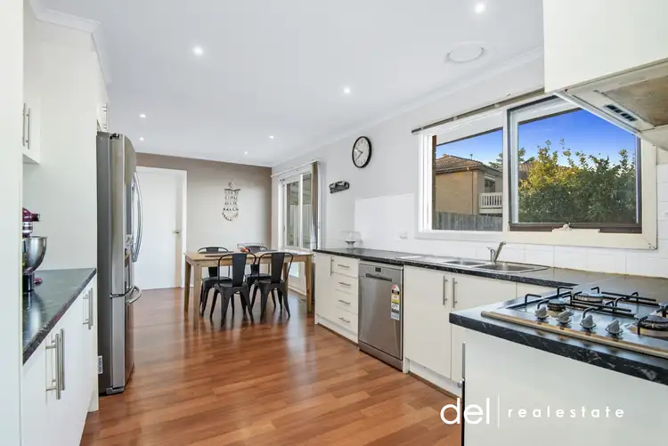 Third view of Homely house listing, 5 Goldsmith Close, Endeavour Hills VIC 3802