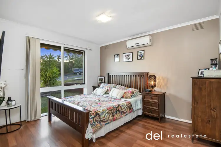 Sixth view of Homely house listing, 5 Goldsmith Close, Endeavour Hills VIC 3802