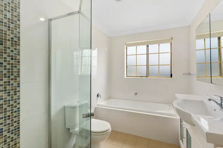 Sixth view of Homely townhouse listing, 1/109 Balgownie Road, Balgownie NSW 2519