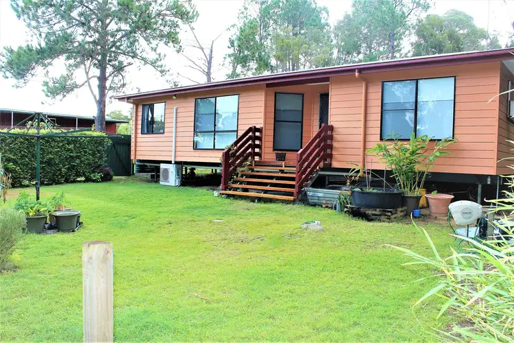 21 Sentosa Terrace, Macleay Island QLD 4184