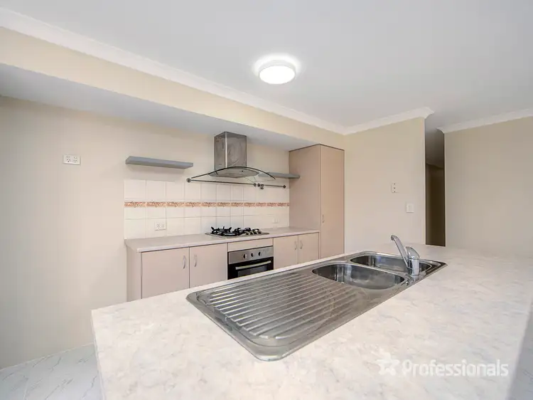 Fourth view of Homely house listing, 6 Gemina Avenue, Wattle Grove WA 6107