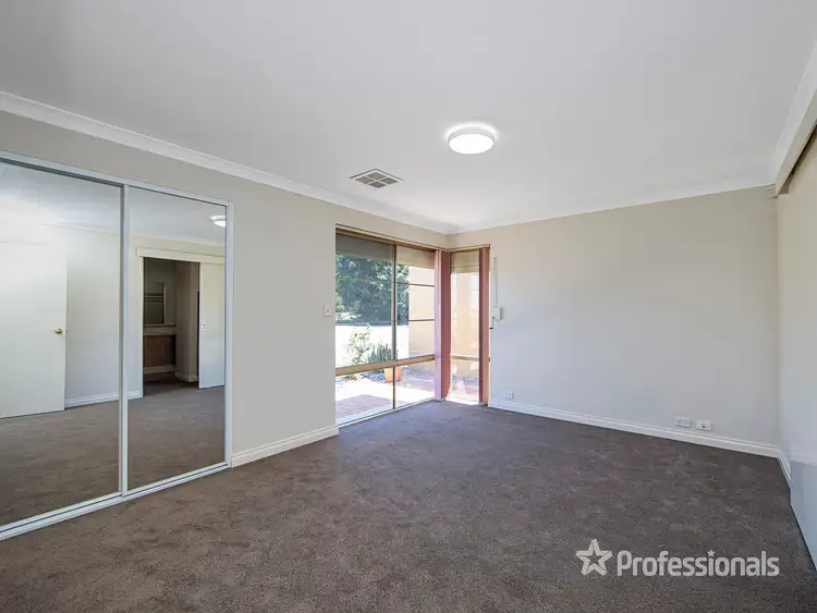 Sixth view of Homely house listing, 6 Gemina Avenue, Wattle Grove WA 6107
