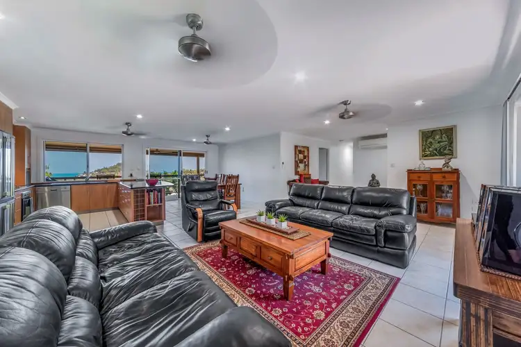 20 Country Road, Cannonvale QLD 4802
