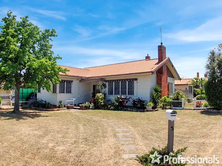 Main view of Homely house listing, 5 Carrick Street, Maryborough VIC 3465