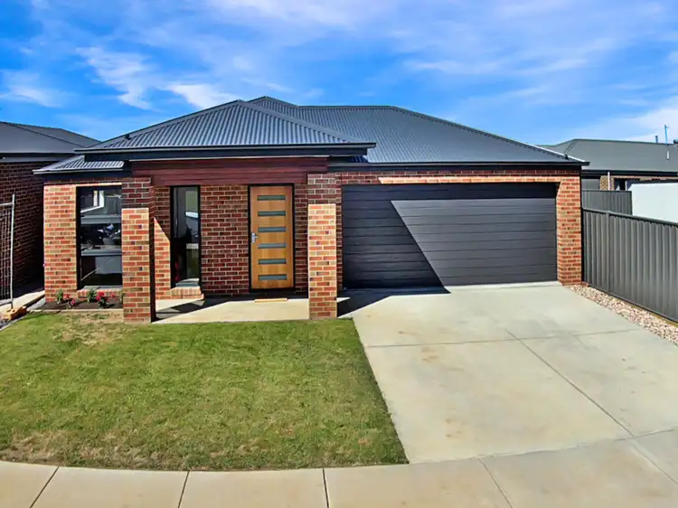 10 Central Court, Maryborough VIC 3465