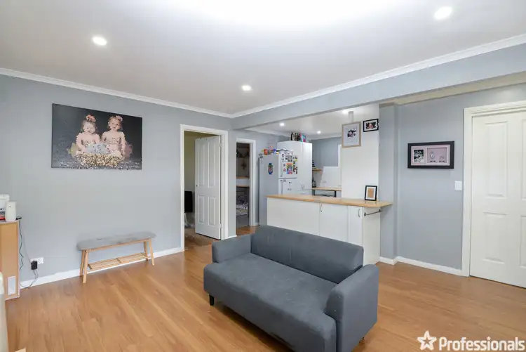 Fifth view of Homely house listing, 2 Motel Court, Launching Place VIC 3139