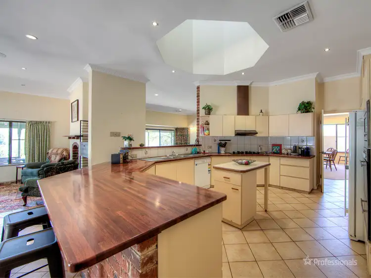 Second view of Homely house listing, 21 Avon View Crescent, Northam WA 6401