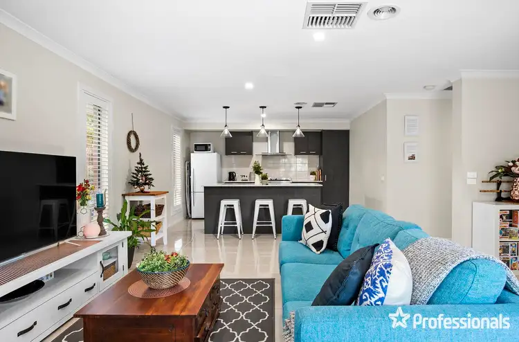 Fifth view of Homely townhouse listing, 25a Taronga Crescent, Croydon VIC 3136