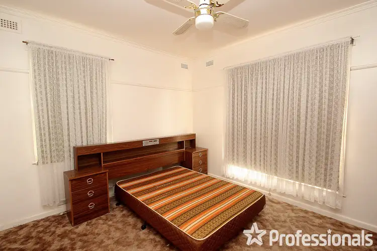 Fifth view of Homely house listing, 10 Porter Avenue, Maryborough VIC 3465