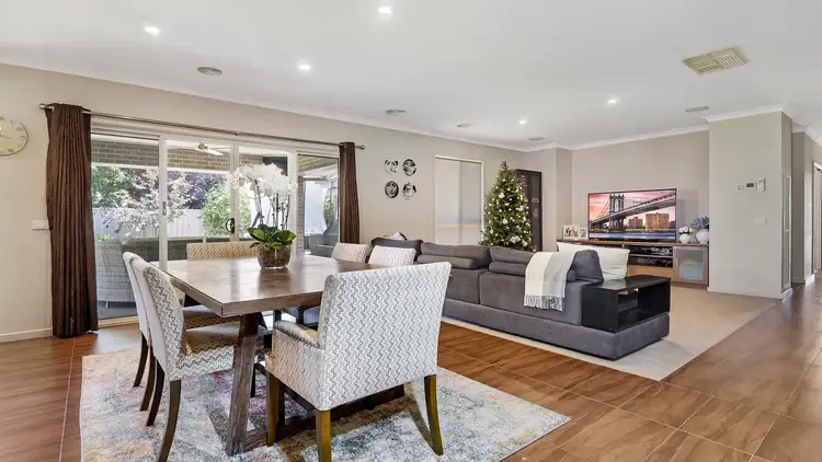 Fifth view of Homely house listing, 15 Dartmouth Court, Kialla VIC 3631