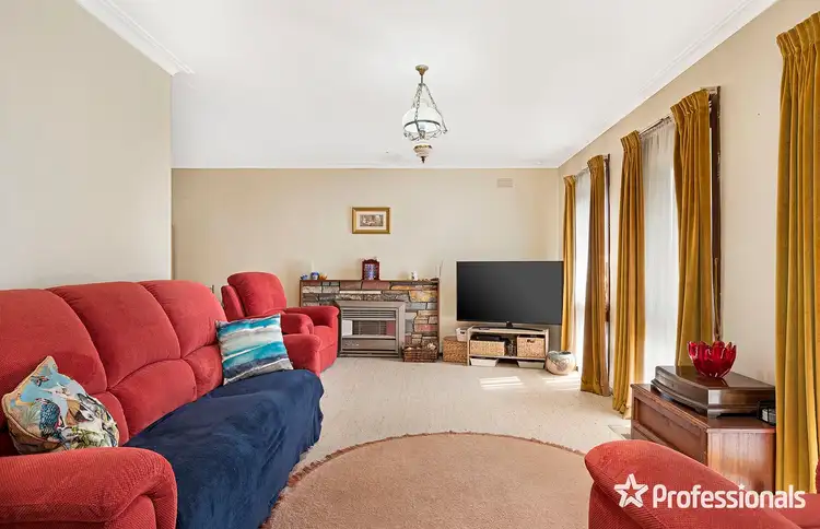 Second view of Homely house listing, 19 Zina Grove, Mooroolbark VIC 3138