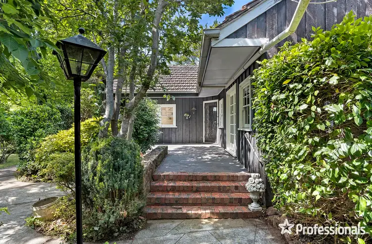 1500 Mount Dandenong Tourist Road, Mount Dandenong VIC 3767