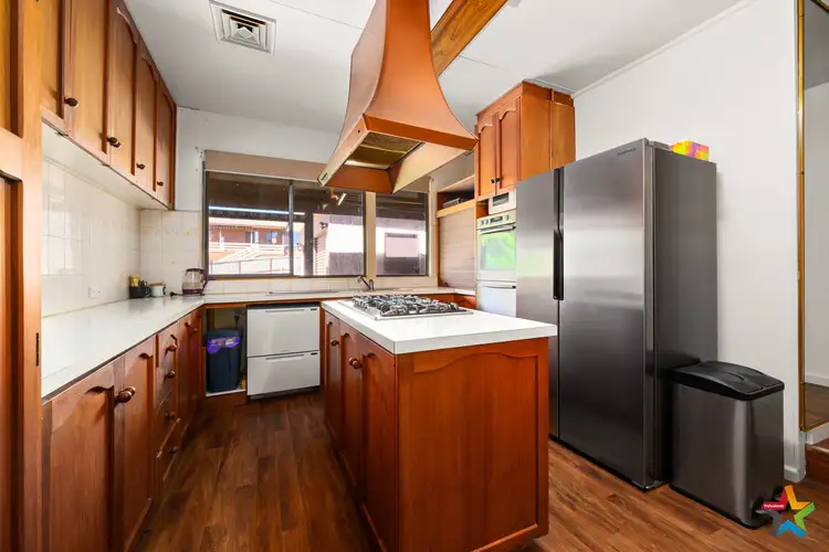 Fifth view of Homely house listing, 16 Queen Elizabeth Drive, Tallangatta VIC 3700