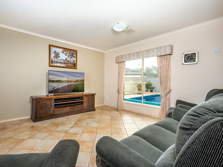 Sixth view of Homely house listing, 5.. Omeo Court, Kialla VIC 3631