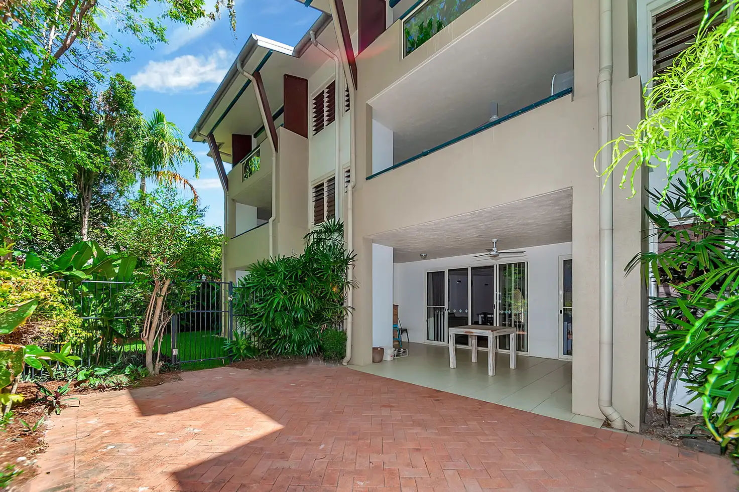 Main view of Homely unit listing, 36/1804 Captain Cook Highway, Clifton Beach QLD 4879