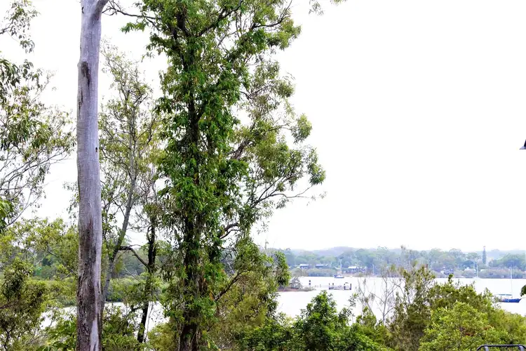 15-17 Deviot Street, Macleay Island QLD 4184