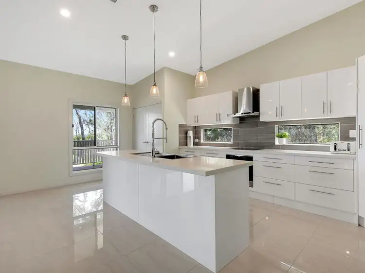63 Coondooroopa Drive, Macleay Island QLD 4184