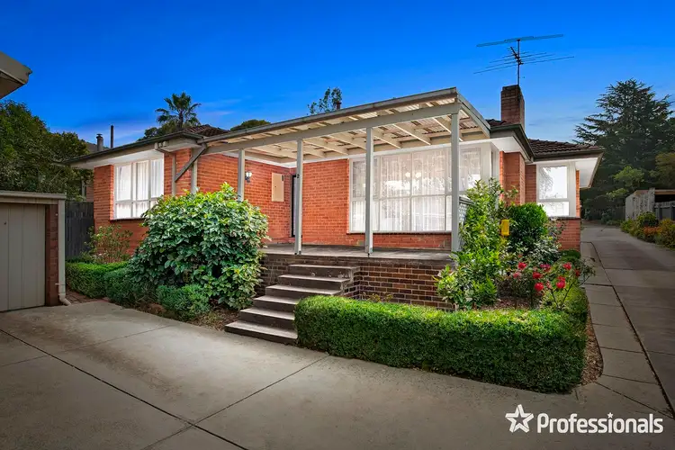 2/54 Lusher Road, Croydon VIC 3136