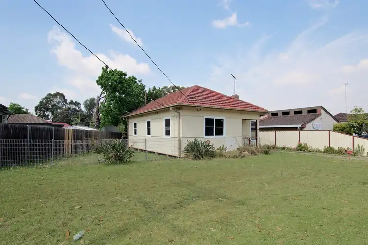 34 Malta Street, Fairfield East NSW 2165