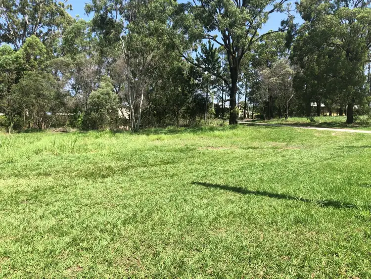 2 Mawson Street, Macleay Island QLD 4184