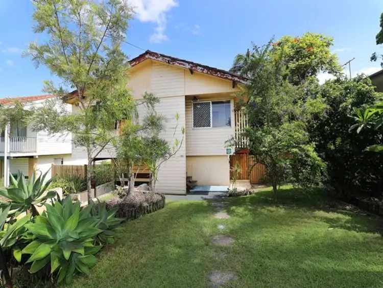 15 Elanora Street, Oxley QLD 4075