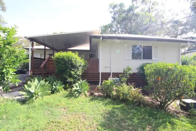 12 Tukkeri Street, Macleay Island QLD 4184