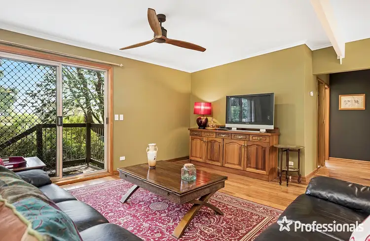Fourth view of Homely house listing, 31 Erskine Ridge, Mooroolbark VIC 3138
