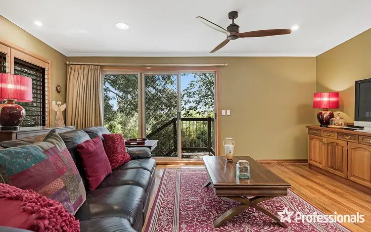 Fifth view of Homely house listing, 31 Erskine Ridge, Mooroolbark VIC 3138