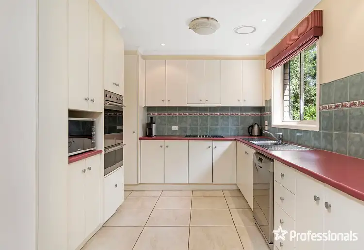 Sixth view of Homely house listing, 31 Erskine Ridge, Mooroolbark VIC 3138