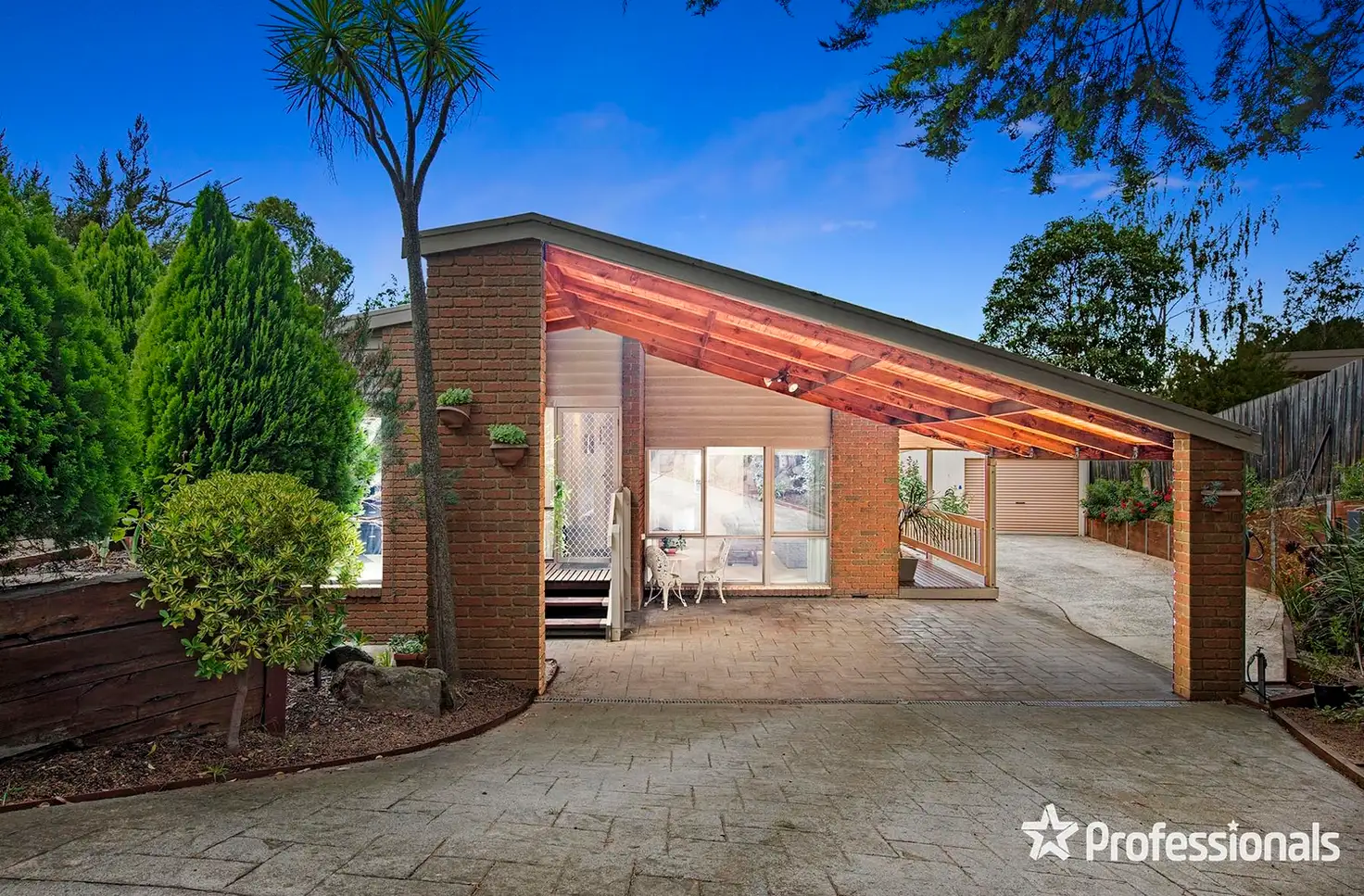 Main view of Homely house listing, 8 The Wallaby Run, Chirnside Park VIC 3116