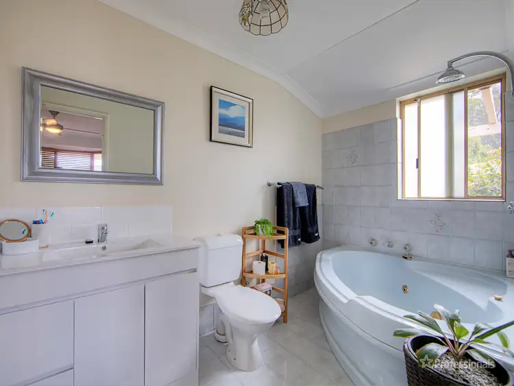 Fifth view of Homely house listing, 2/205 Maida Vale Road, High Wycombe WA 6057