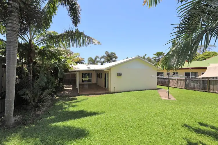 3 Lorraine Close, Bentley Park QLD 4869