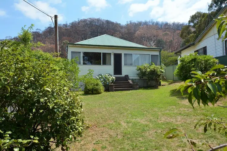 120 Sandford Avenue, Lithgow NSW 2790