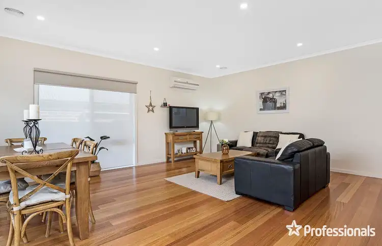 Fifth view of Homely house listing, 1/9 Glen View Road, Mount Evelyn VIC 3796
