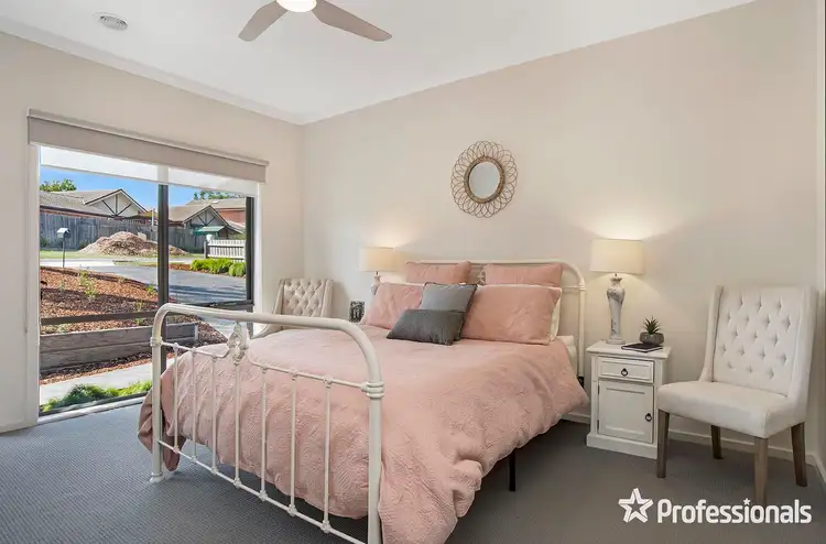 Sixth view of Homely house listing, 1/9 Glen View Road, Mount Evelyn VIC 3796