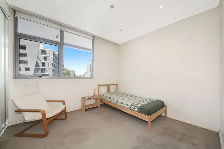 Fifth view of Homely apartment listing, 421/2-4 Lachlan Street, Waterloo NSW 2017
