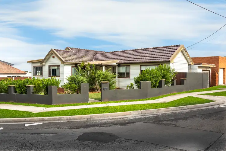 31 Rawson Road, Greenacre NSW 2190