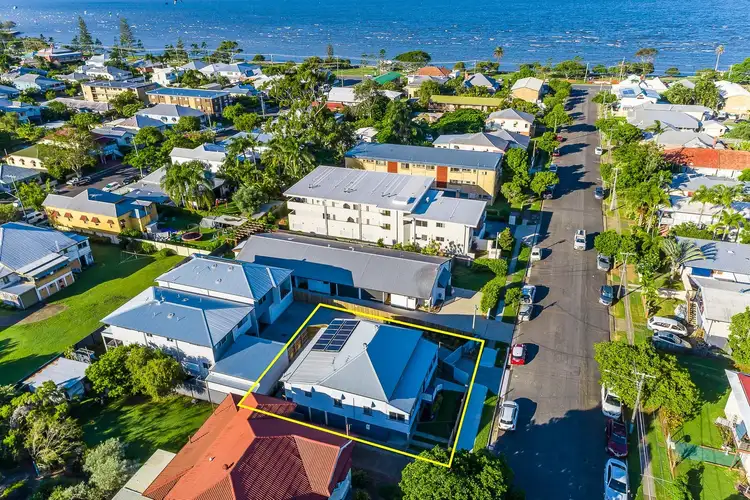 28 Third Avenue, Sandgate QLD 4017