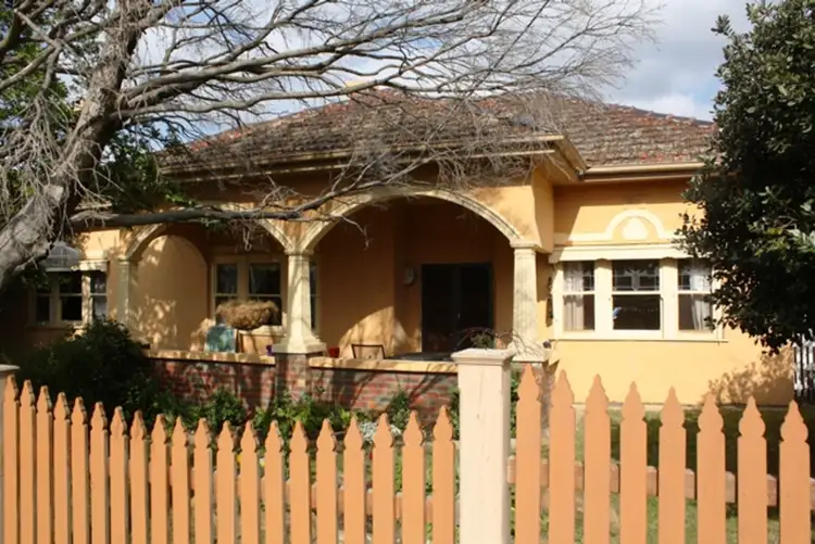 57 Horace Street, Quarry Hill VIC 3550