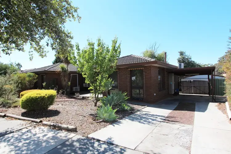 14 Reception Avenue, Strathdale VIC 3550