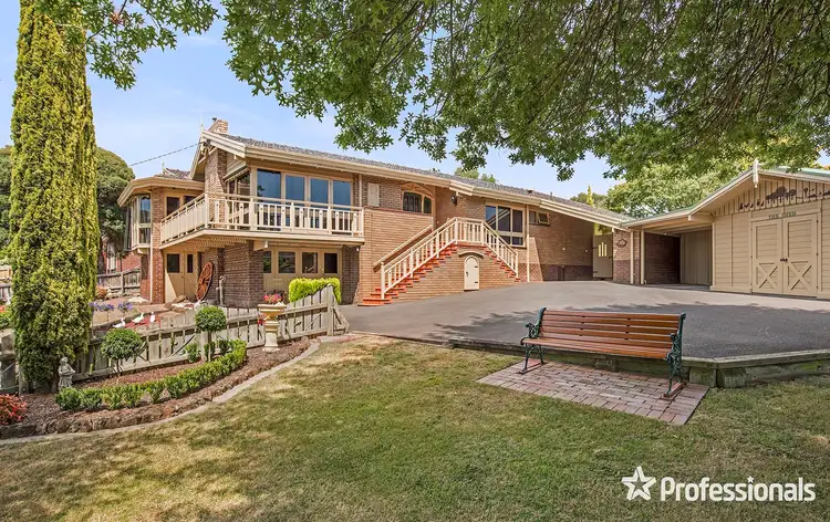 37 Roseman Road, Chirnside Park VIC 3116