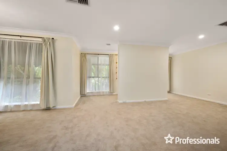 Fifth view of Homely house listing, 542 Spurrway Drive, West Albury NSW 2640