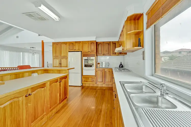 Sixth view of Homely house listing, 16 Linden Close, Meadow Heights VIC 3048