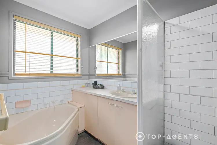 Fifth view of Homely house listing, 22 Broome Crescent, Cranbourne North VIC 3977